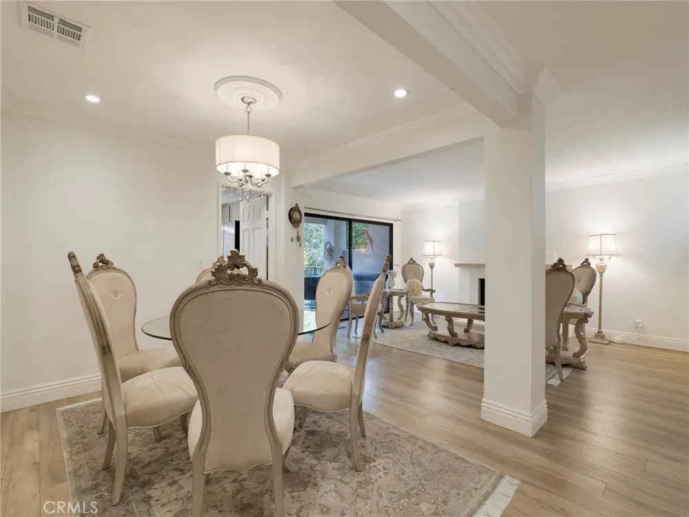 796 Valley Westlake Village, CA 91362