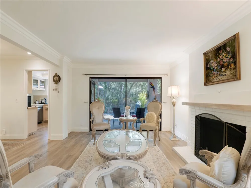 796 Valley Westlake Village, CA 91362