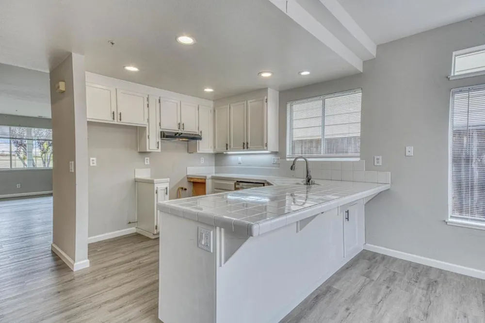 1920 Constitution Boulevard #24 Salinas, CA 93905