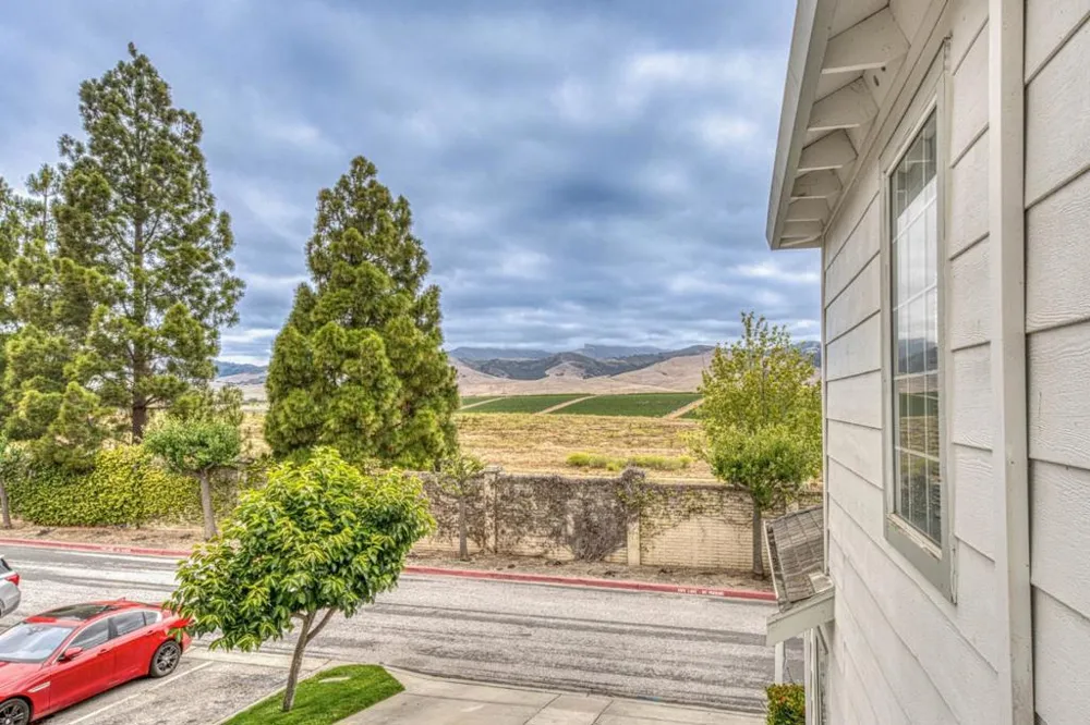1920 Constitution Boulevard #24 Salinas, CA 93905