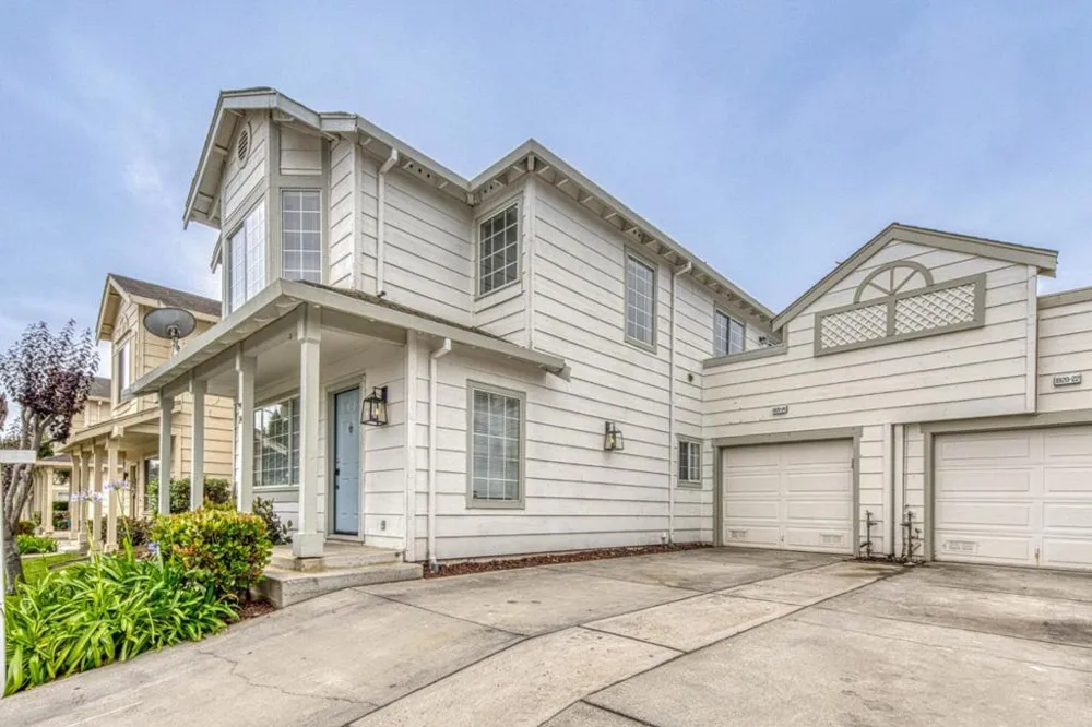 1920 Constitution Boulevard #24 Salinas, CA 93905