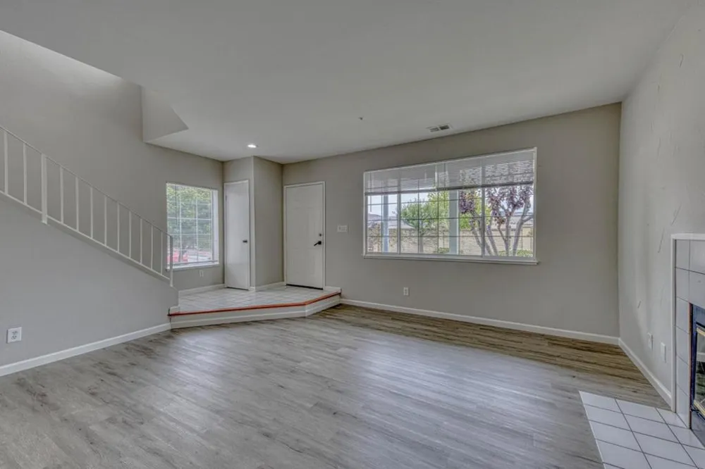 1920 Constitution Boulevard #24 Salinas, CA 93905