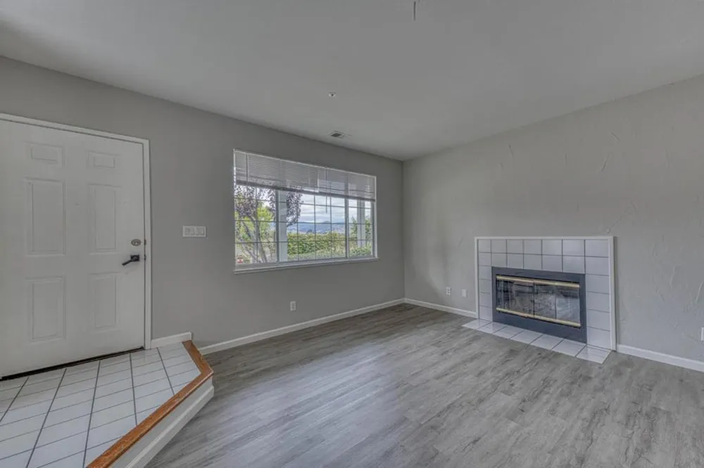 1920 Constitution Boulevard #24 Salinas, CA 93905