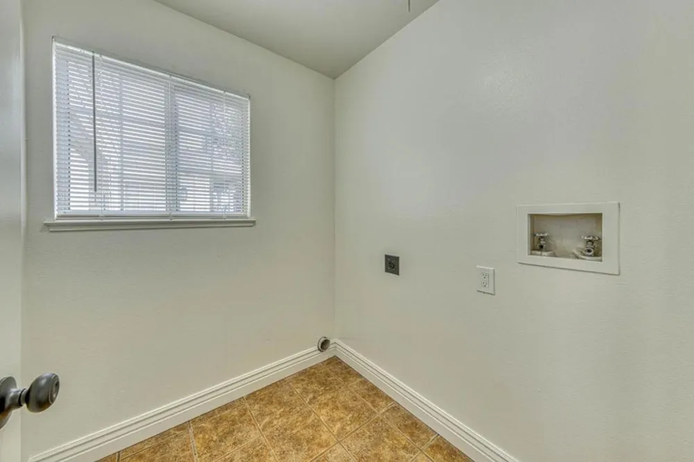 1920 Constitution Boulevard #24 Salinas, CA 93905