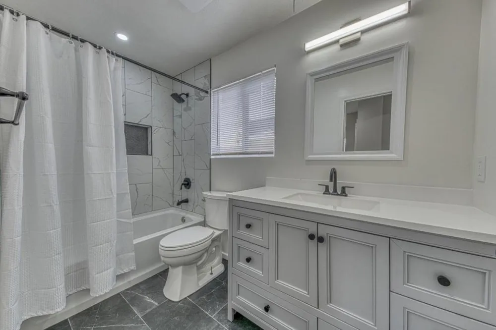 1920 Constitution Boulevard #24 Salinas, CA 93905