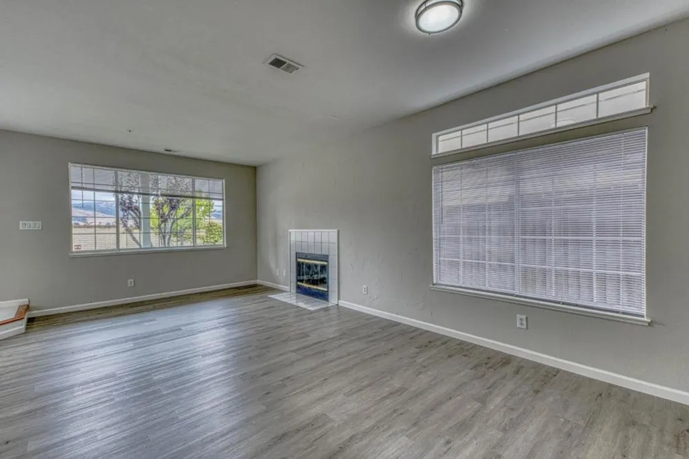 1920 Constitution Boulevard #24 Salinas, CA 93905