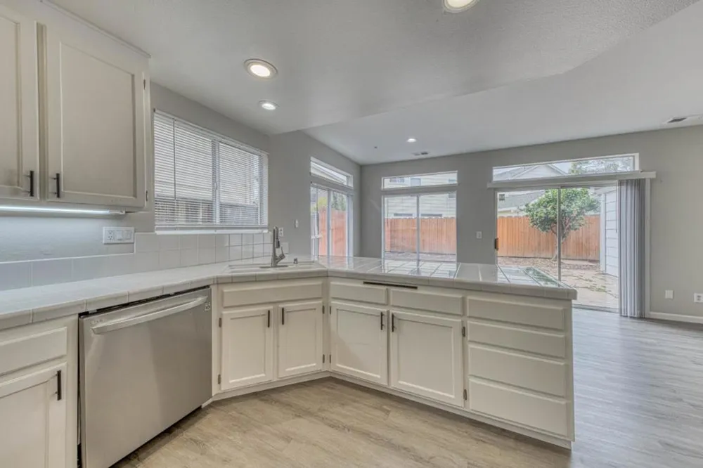 1920 Constitution Boulevard #24 Salinas, CA 93905