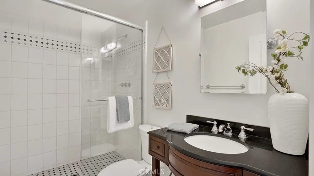 2 Land Fall Court Newport Beach, CA 92663