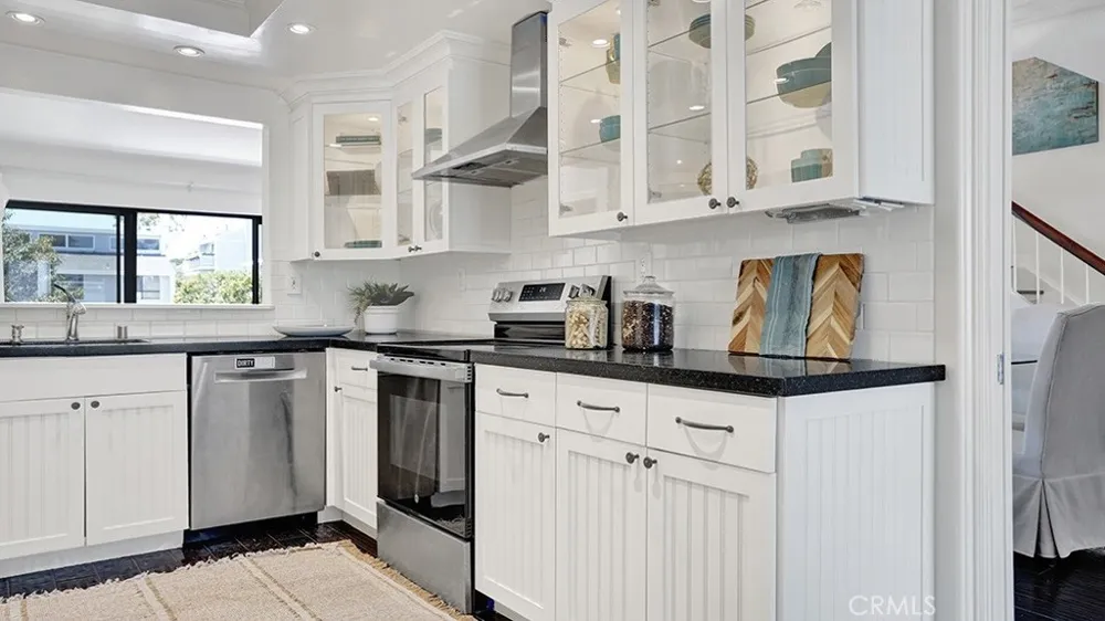 2 Land Fall Court Newport Beach, CA 92663