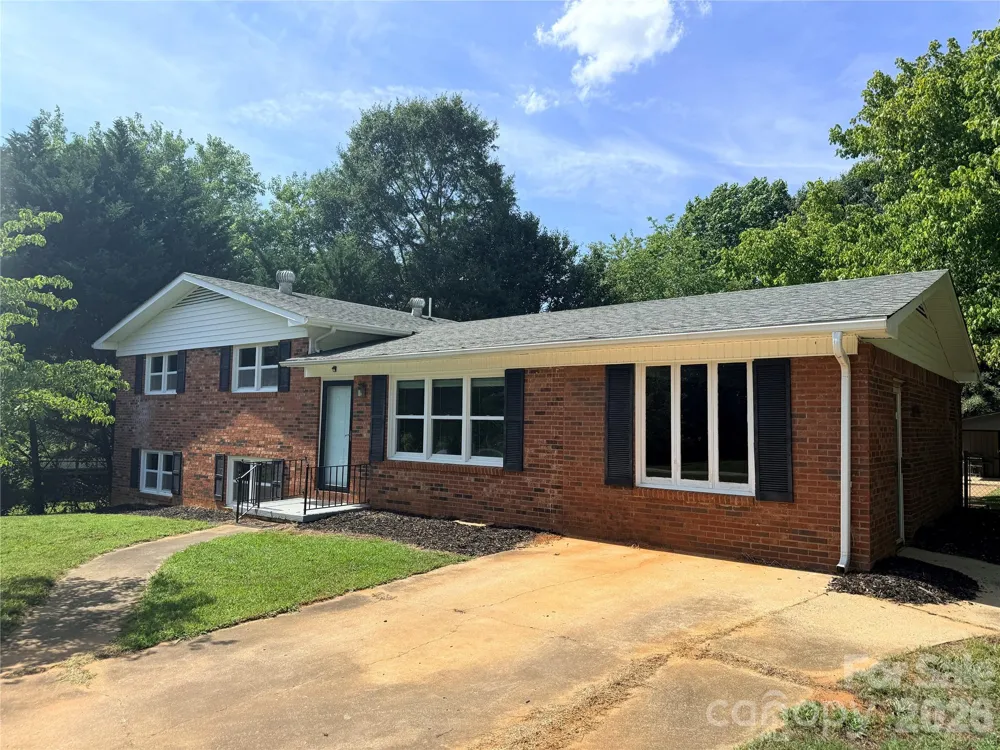 267 Hoopaugh Avenue Ellenboro, NC 28040