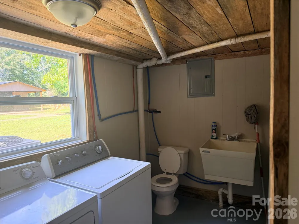 267 Hoopaugh Avenue Ellenboro, NC 28040