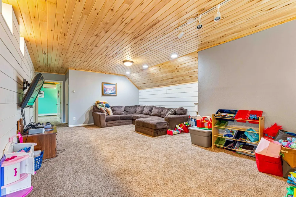 25131 Franklin Lake Road Pelican Rapids, MN 56572