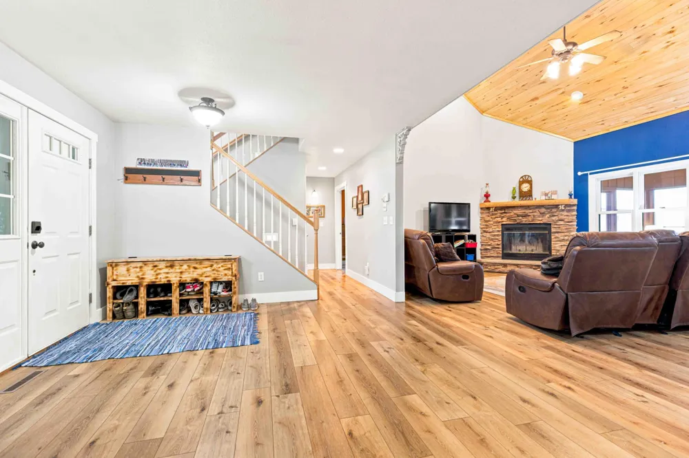 25131 Franklin Lake Road Pelican Rapids, MN 56572