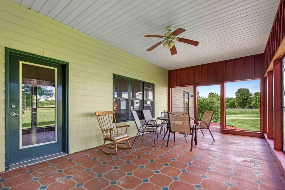 25131 Franklin Lake Road Pelican Rapids, MN 56572