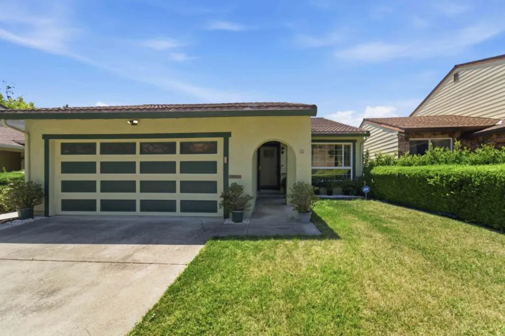 10 Overlook Lane El Sobrante, CA 94803
