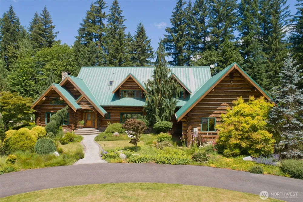 35800 249th Avenue SE Enumclaw, WA 98022