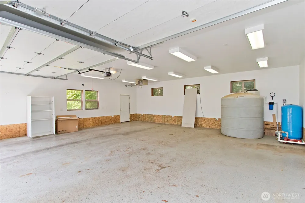 35800 249th Avenue SE Enumclaw, WA 98022