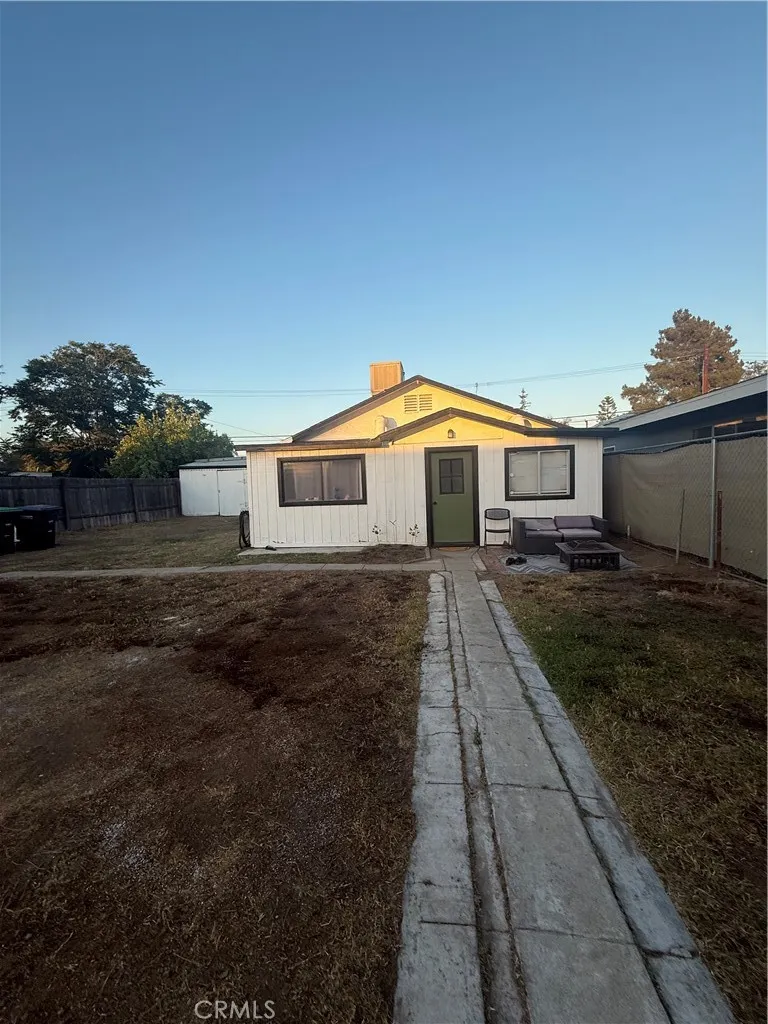 974 Sperry Dr. Colton, CA 92324