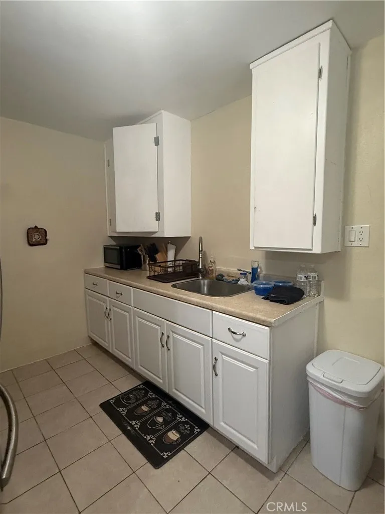 974 Sperry Dr. Colton, CA 92324