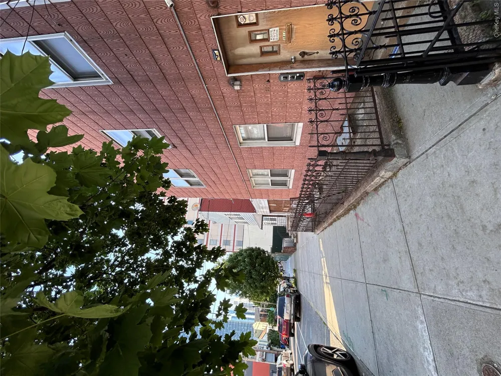 38-12 28th Street Long Island City, NY 11101