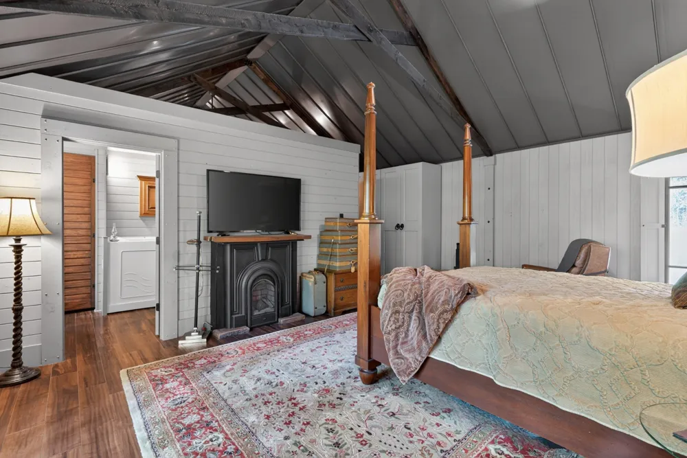 337 Monteagle Falls Rd Monteagle, TN 37356