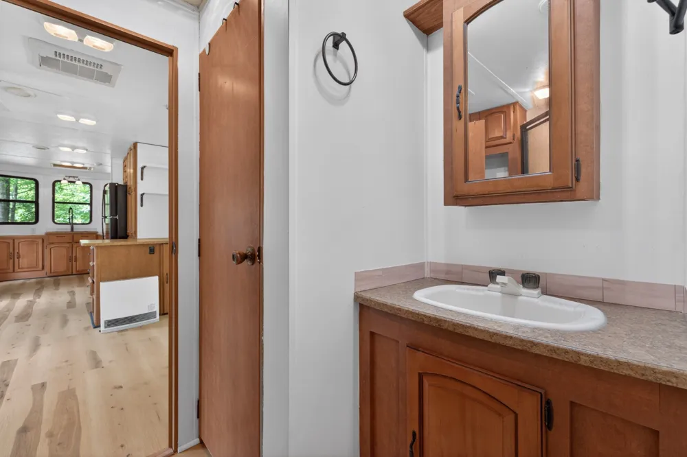 337 Monteagle Falls Rd Monteagle, TN 37356