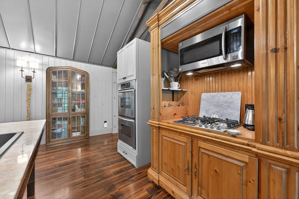 337 Monteagle Falls Rd Monteagle, TN 37356