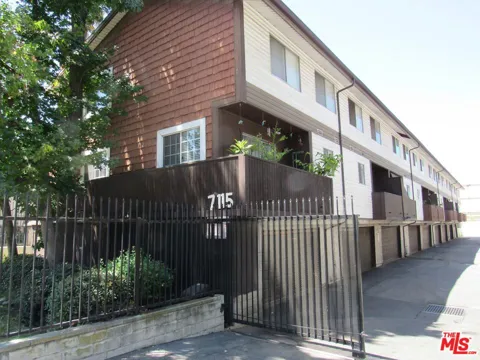 7115 Etiwanda Avenue #18