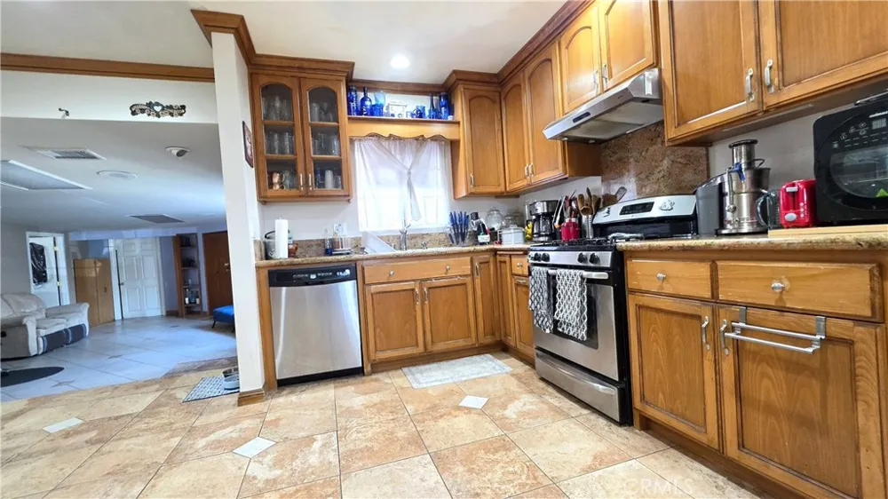 4902 Doreen Temple City, CA 91780