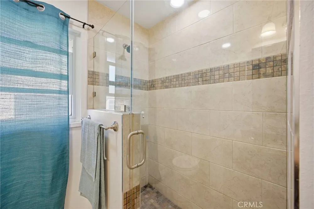 1306 E 14th Street Santa Ana, CA 92701