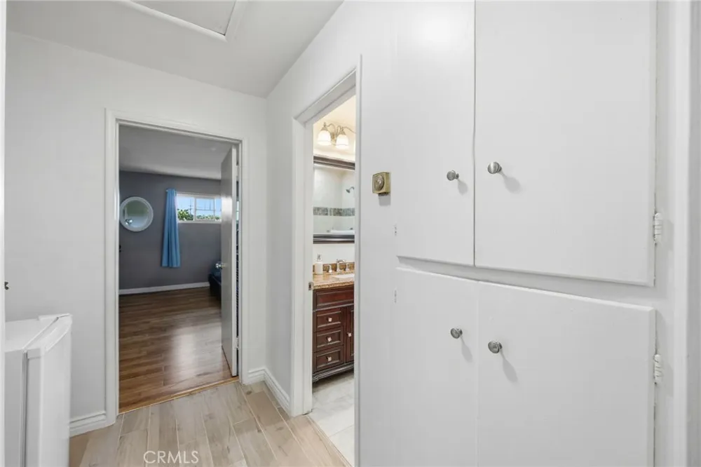 1306 E 14th Street Santa Ana, CA 92701