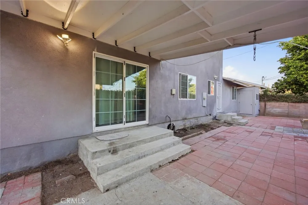 1306 E 14th Street Santa Ana, CA 92701