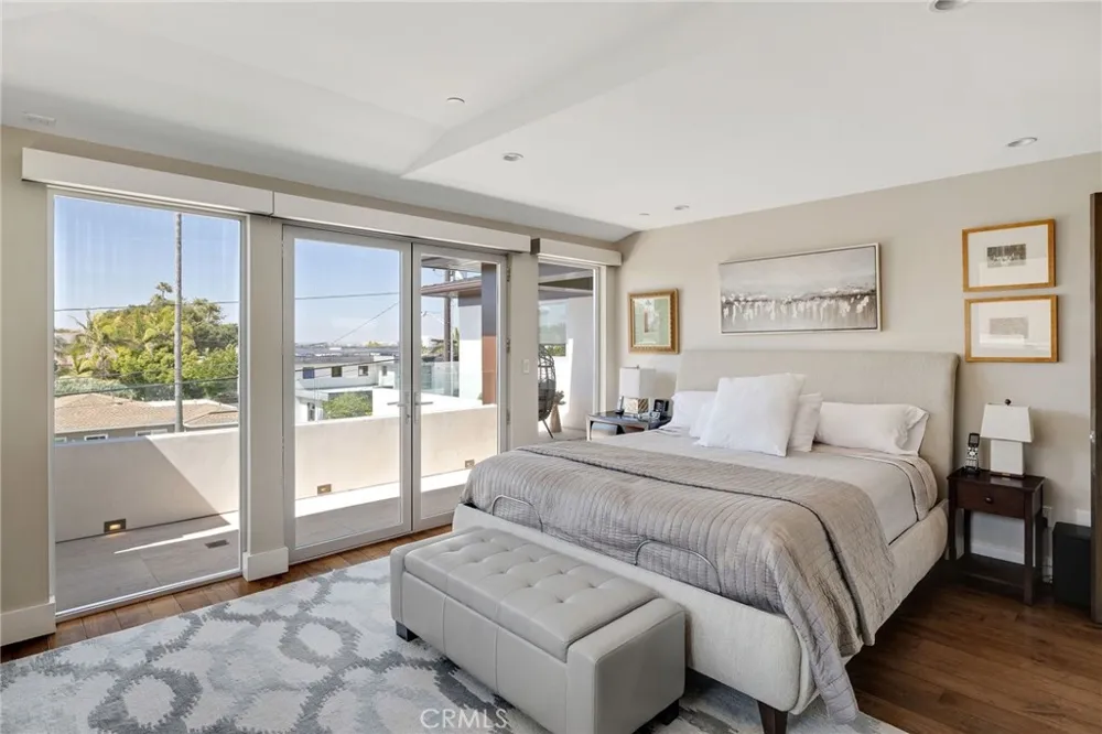 1626 1st Street Manhattan Beach, CA 90266