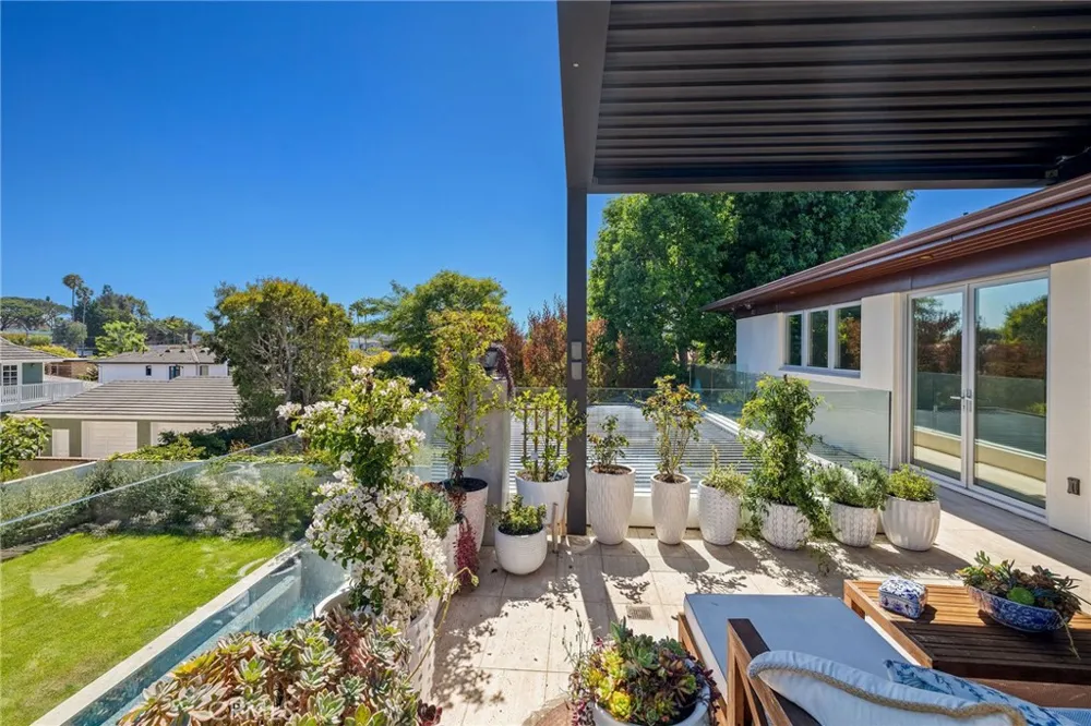 1626 1st Street Manhattan Beach, CA 90266