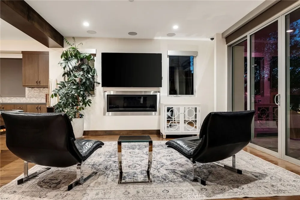 1626 1st Street Manhattan Beach, CA 90266