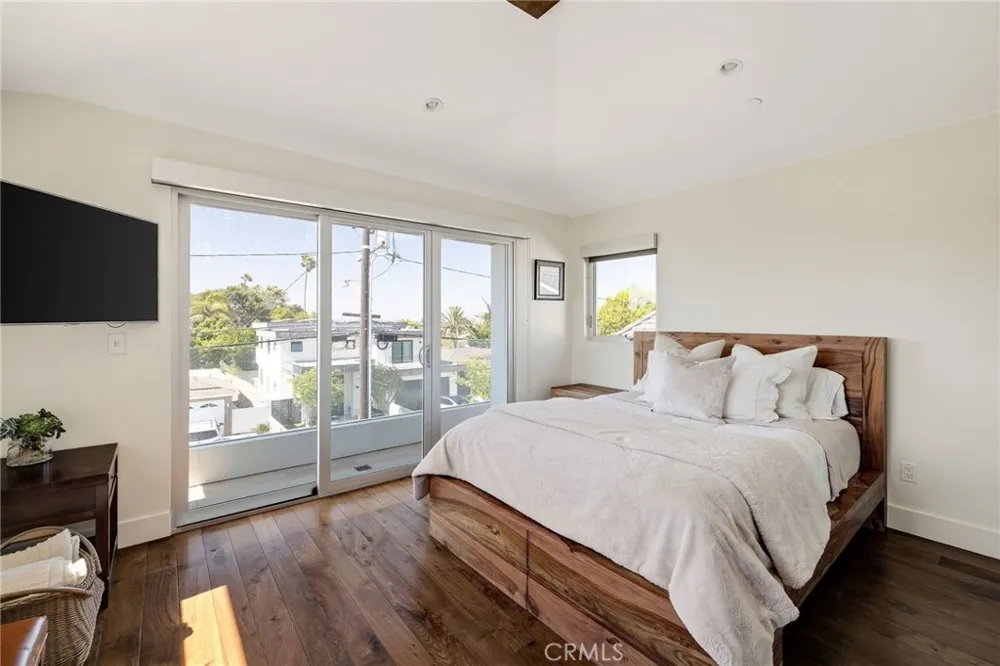 1626 1st Street Manhattan Beach, CA 90266