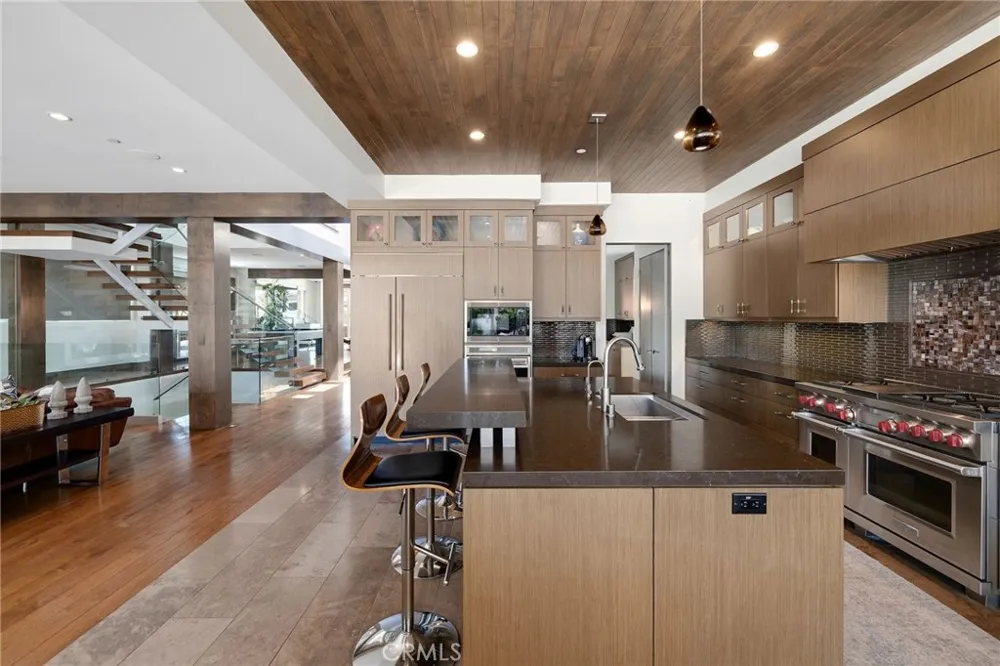 1626 1st Street Manhattan Beach, CA 90266