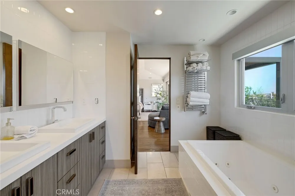 1626 1st Street Manhattan Beach, CA 90266
