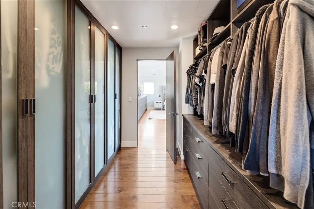 1626 1st Street Manhattan Beach, CA 90266