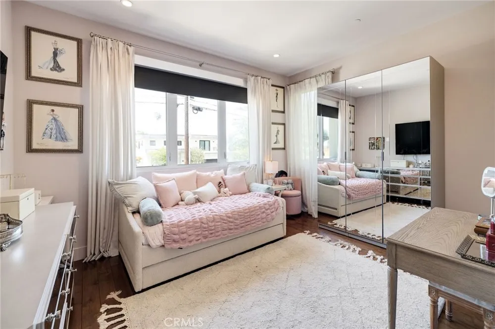 1626 1st Street Manhattan Beach, CA 90266