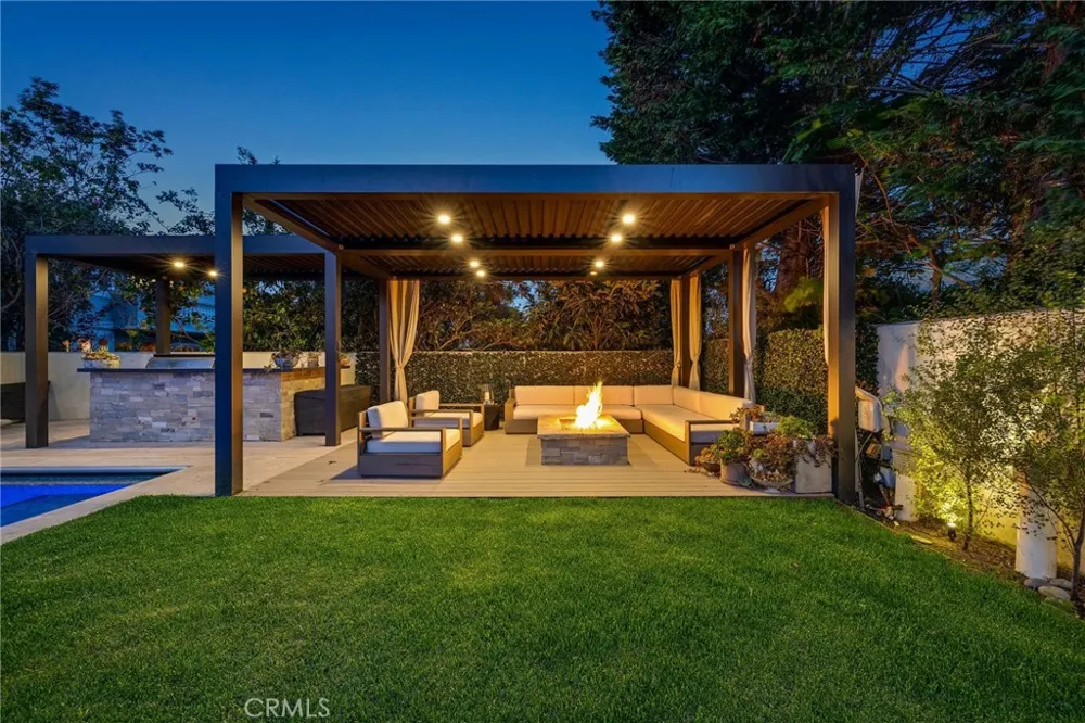1626 1st Street Manhattan Beach, CA 90266