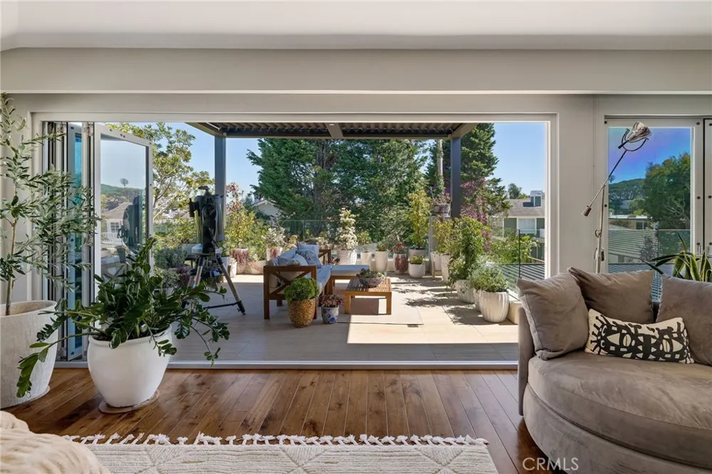 1626 1st Street Manhattan Beach, CA 90266