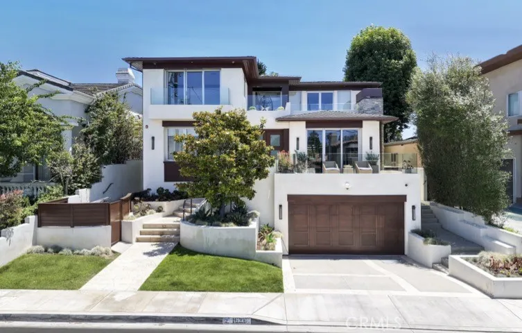 1626 1st Street Manhattan Beach, CA 90266