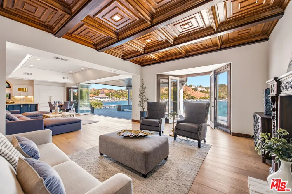 3704 Capstan Circle Westlake Village, CA 91361