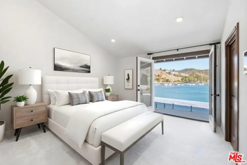 3704 Capstan Circle Westlake Village, CA 91361