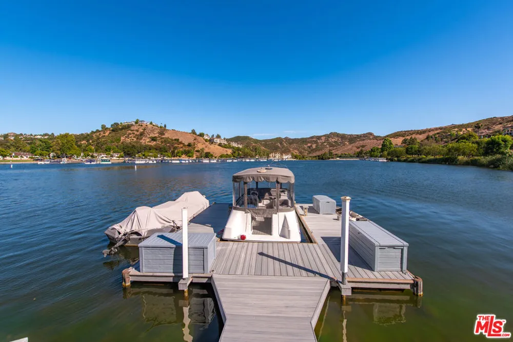 3704 Capstan Circle Westlake Village, CA 91361