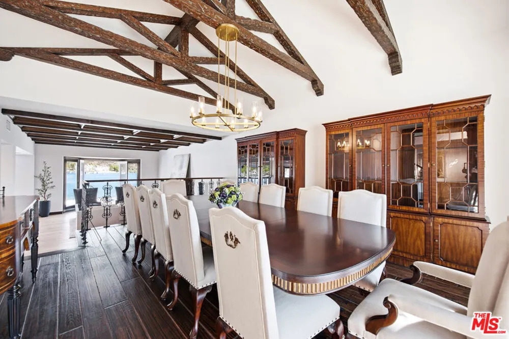 3704 Capstan Circle Westlake Village, CA 91361