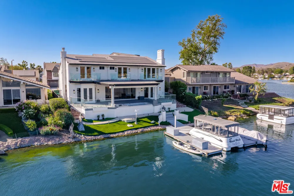 3704 Capstan Circle Westlake Village, CA 91361