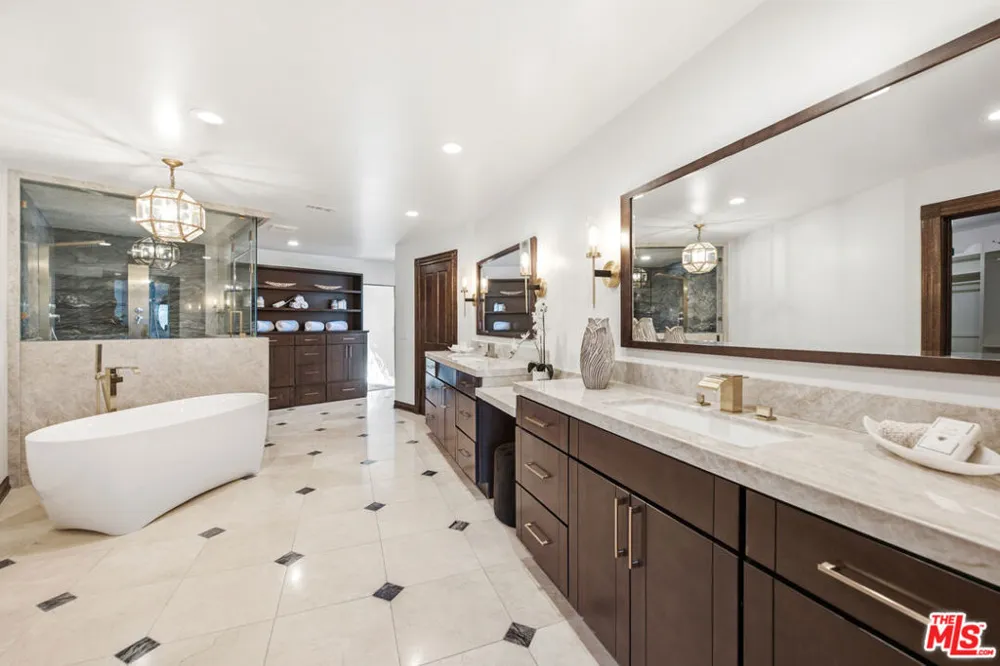 3704 Capstan Circle Westlake Village, CA 91361