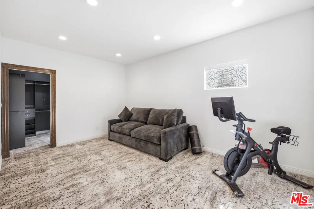 3704 Capstan Circle Westlake Village, CA 91361